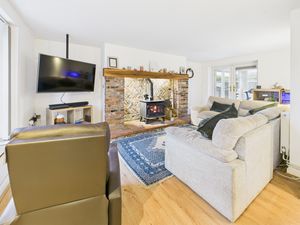 Living Room- click for photo gallery